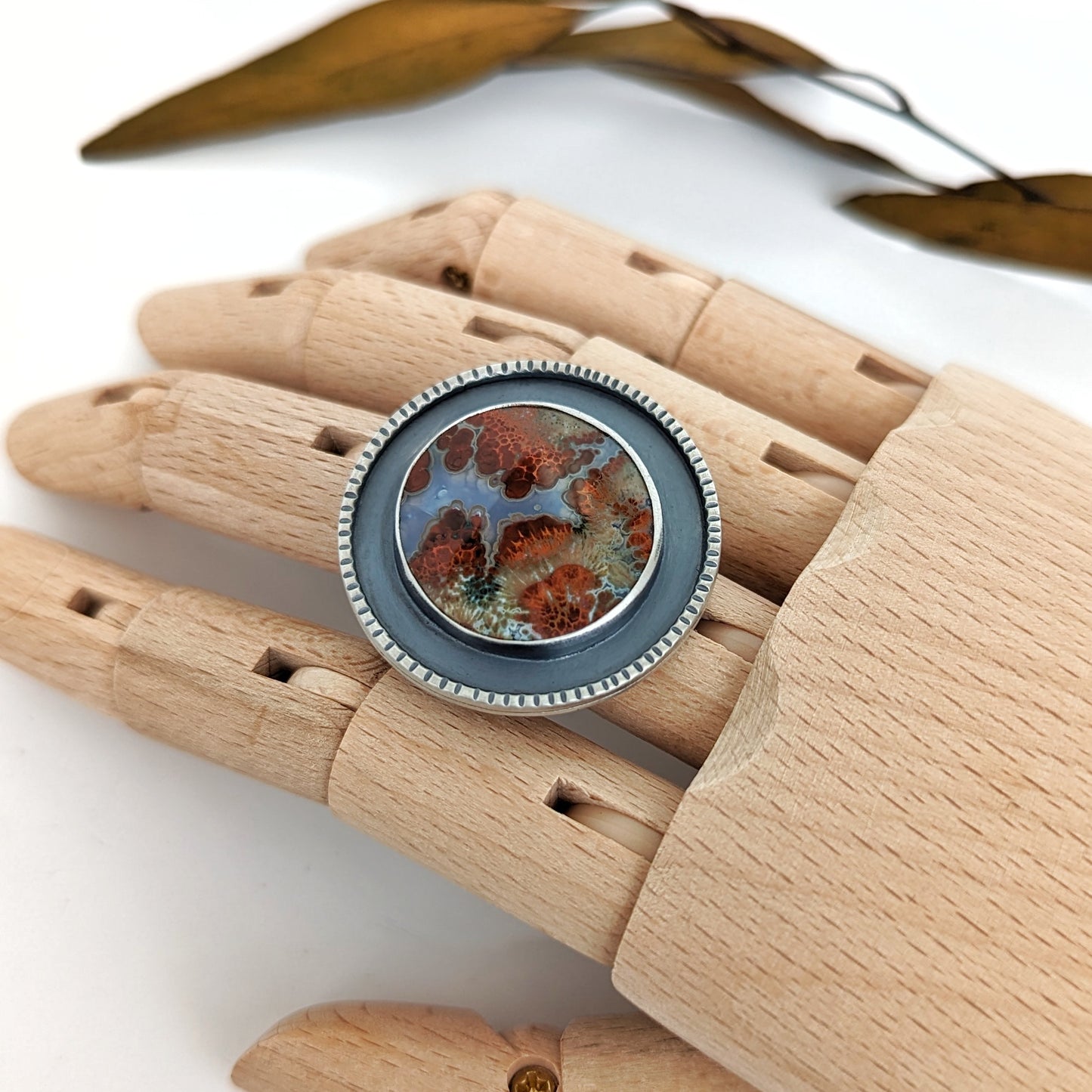 Plume Agate Shadowbox Statement Ring : Size 8.25