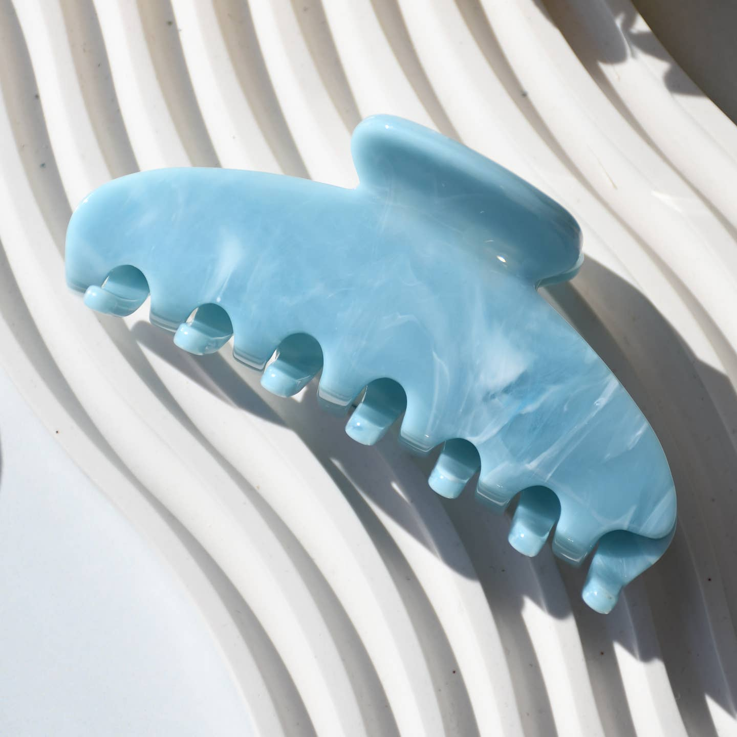 Oval Claw Clip : Leland Stone