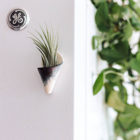Magnetic Planter - Indigo