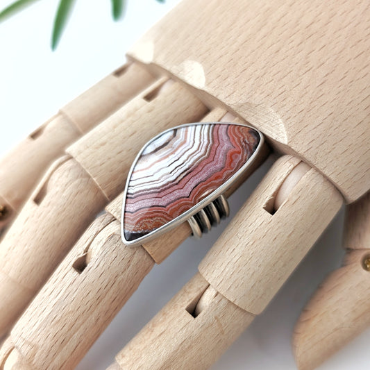 Dryhead Agate Statement Ring : Size 9