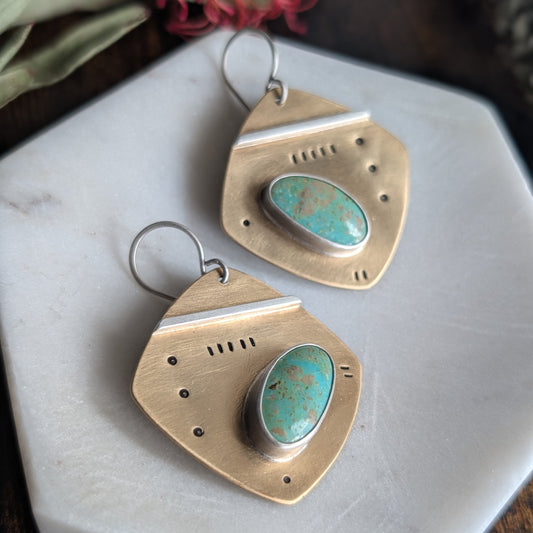 Asymmetry Earrings : Kingman Turquoise