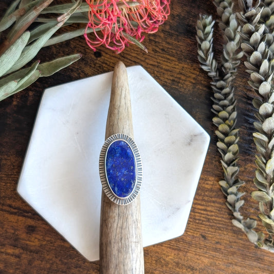 Lapis Lazuli + Sterling Silver : Size 9.75