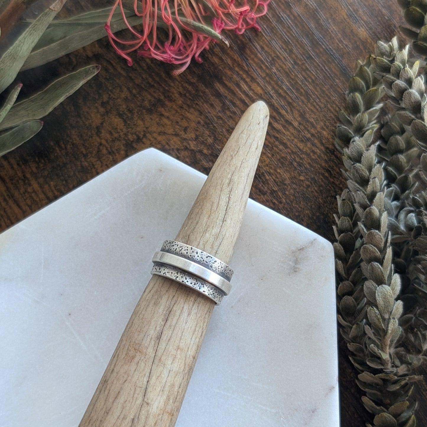 Sterling Silver Adjustable Ring : Size 8-8.5