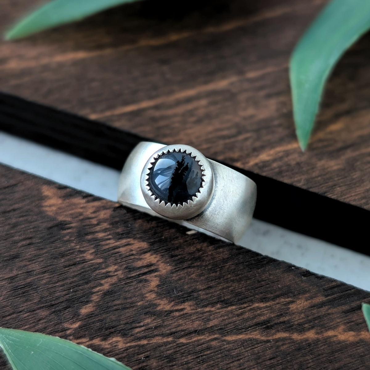 Montana Agate + Sterling Silver : Size 9.25