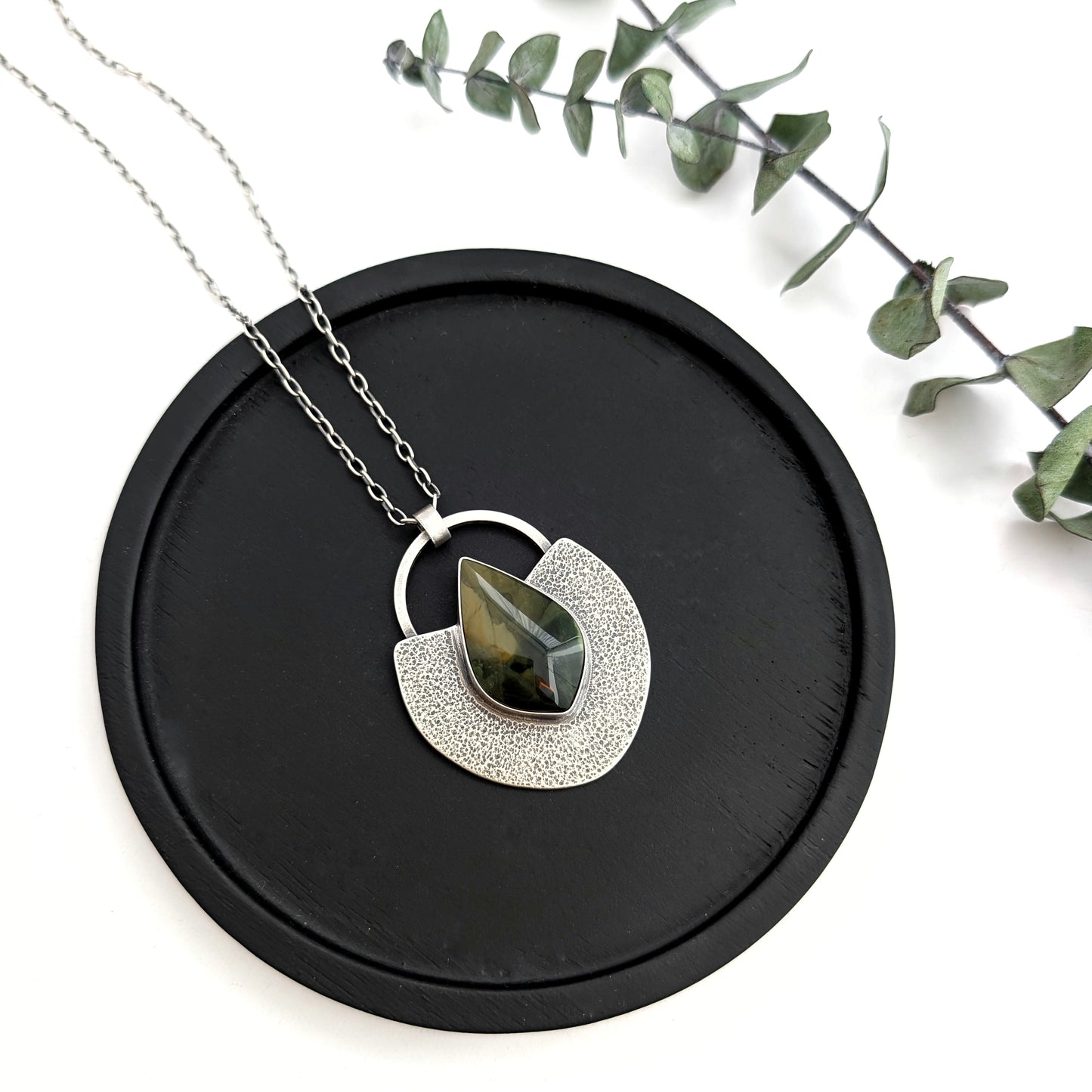 Morrisonite Jasper Pendant Necklace