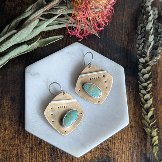 Asymmetry Earrings : Kingman Turquoise